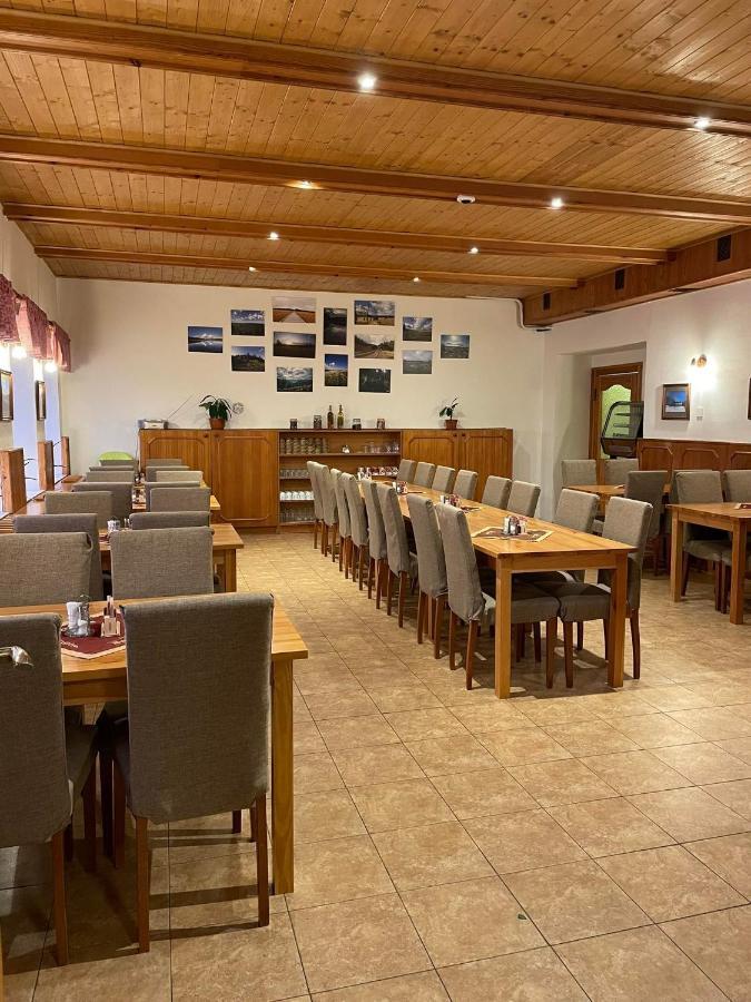 Rs Bernov Zatisi Hotell Nejdek Eksteriør bilde