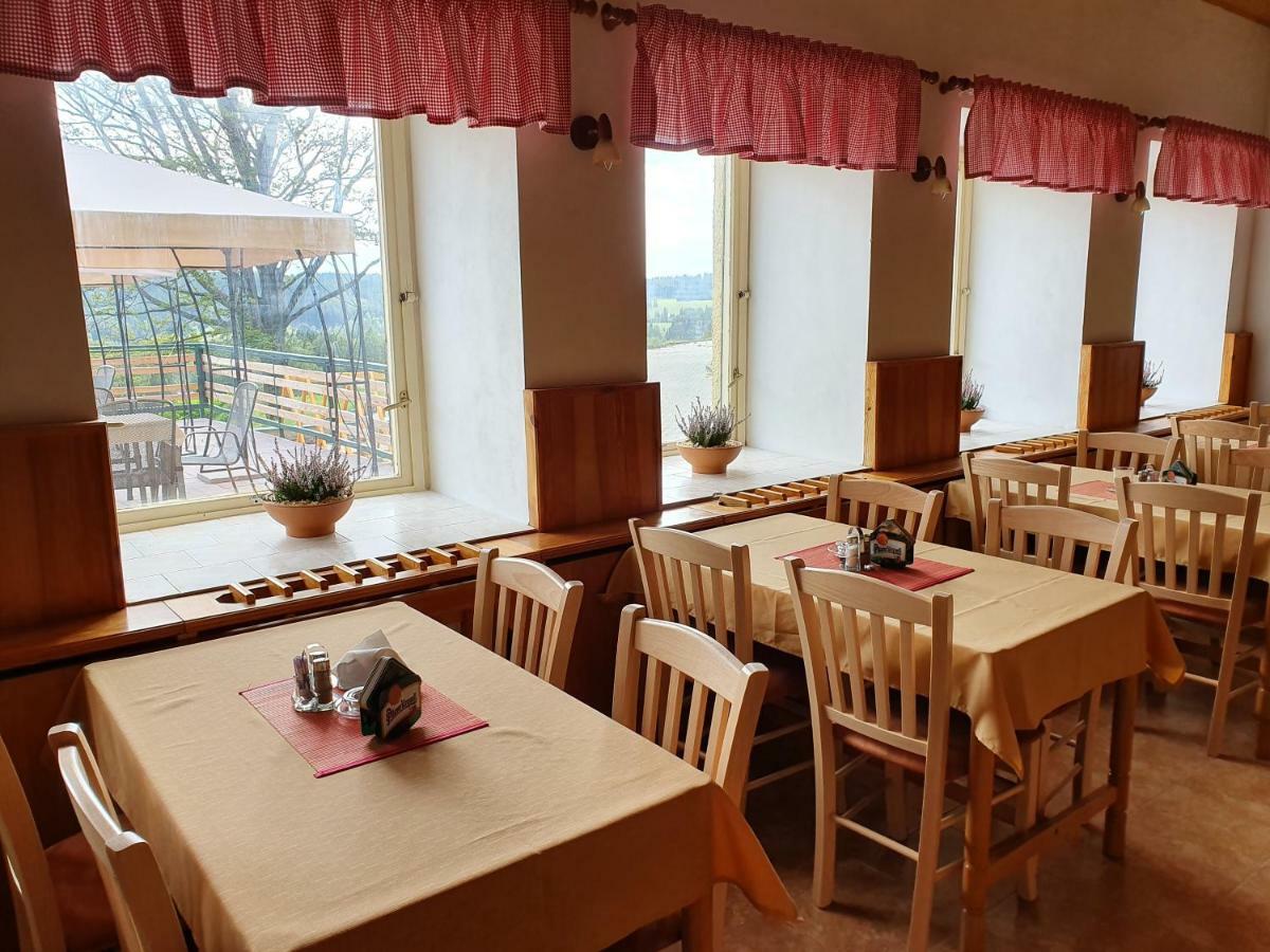 Rs Bernov Zatisi Hotell Nejdek Eksteriør bilde